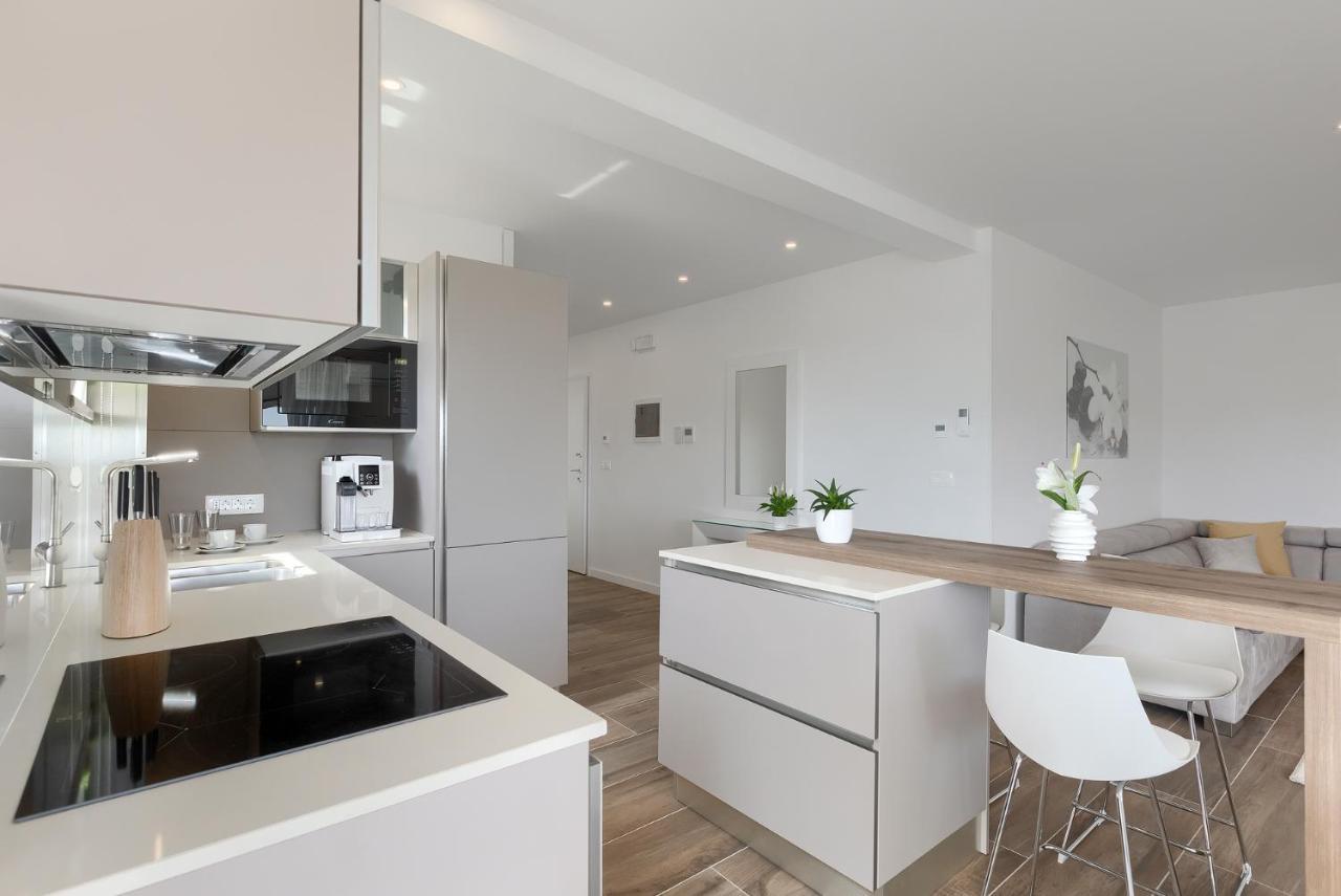 Exclusive Apartments Ellen & Micol-With 3 Free Mountain Bikes ปิเยชชานา อูวาลา ภายนอก รูปภาพ