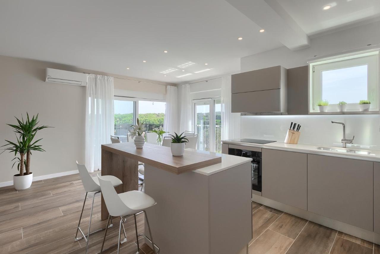 Exclusive Apartments Ellen & Micol-With 3 Free Mountain Bikes ปิเยชชานา อูวาลา ภายนอก รูปภาพ